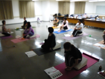 20091024Fcyoga1