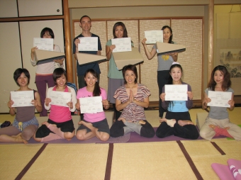 20091130フレックスクッションyoga集合写真