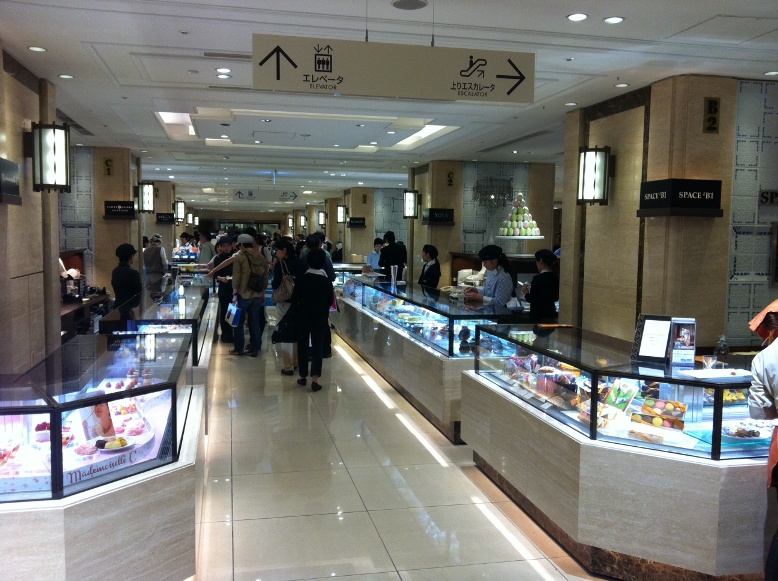 20120602mitsukoshi03.jpg